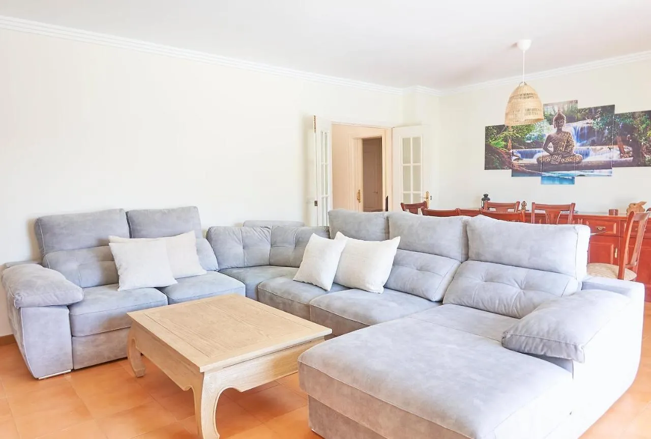 Σπίτι διακοπών Relax, Family, Telecommuting & Private Pool Βίλα Μπέλεθ-Μάλαγα